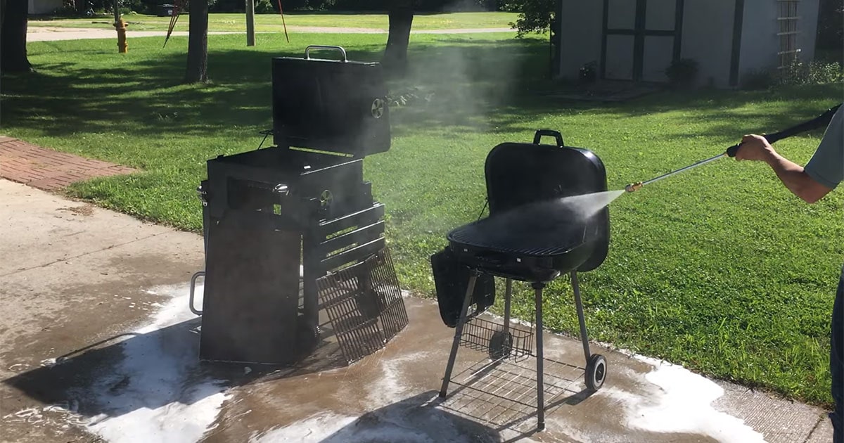 Is Cleaning the Barbeque Grill with Heat Enough