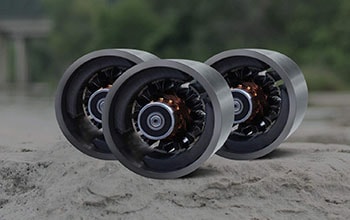 Photo of 24V DC motors of the Dolphin Sigma.