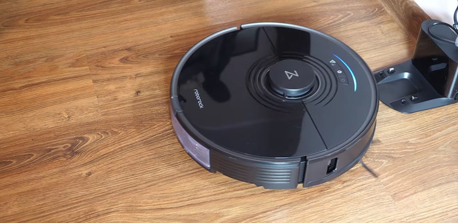 Roborock S7 Robot Vacuum Review 2023, Tested by Experts