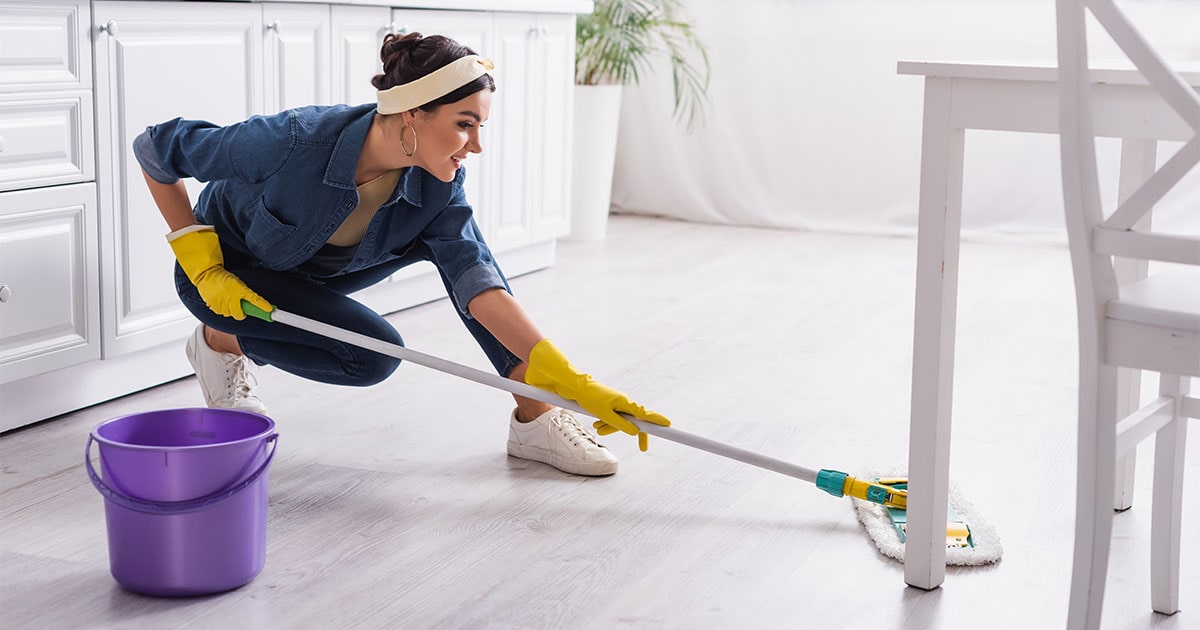 how-to-mop-a-floor-the-8-necessary-steps