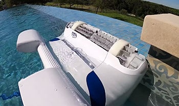 Robotic pool cleaner cleans the swimming pool waterline