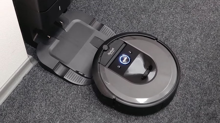 How to clean your Roomba i7/i7+ 